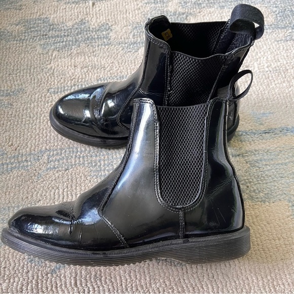 DR MARTENS FLORA PATENT LEATHER CHELSEA BOOTS SIZE 7 - Picture 4 of 15